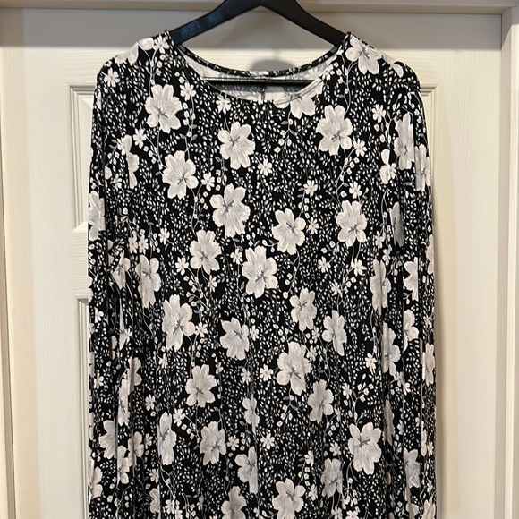 Old Navy XL Dress - Picture 1 of 6